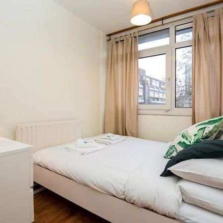 Cosy Room With Smart Tv In Central Londra Esterno foto